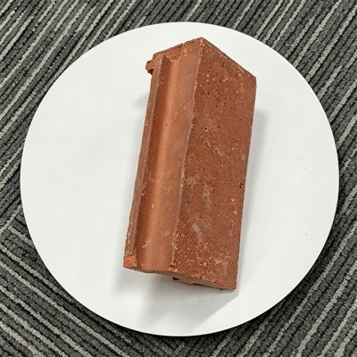 آجر تعبیه شده گوشه ای